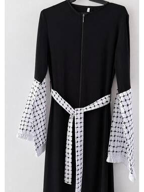 Kuffiyeh Abaya